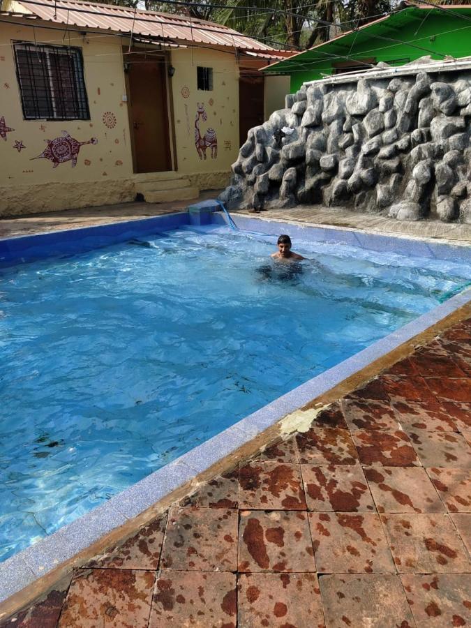 Hotel Nisarg Shrushti Farmhouse Pune Exterior foto